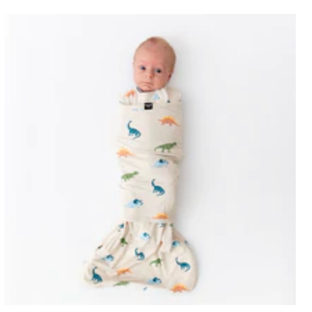 Kyte Sleep Swaddler Size XS in Ecru Roar Dino